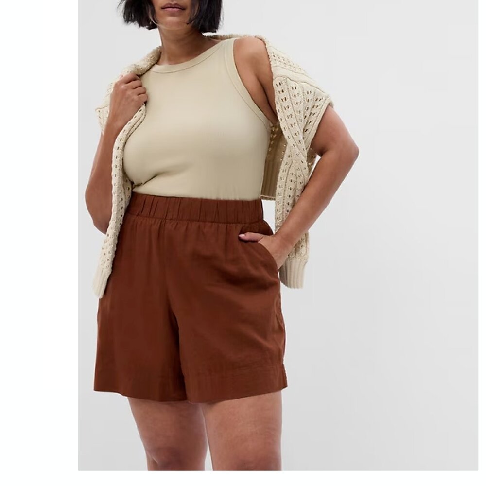 GAP Womens Linen Pull-On Shorts in Brown